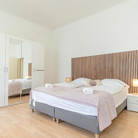 Desirable 2Br - Bookable For Longstays In Lockdown B Wien Exteriör bild